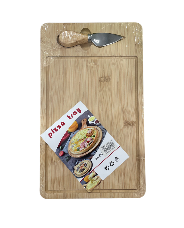 Tabla de madera pequeña con cortador