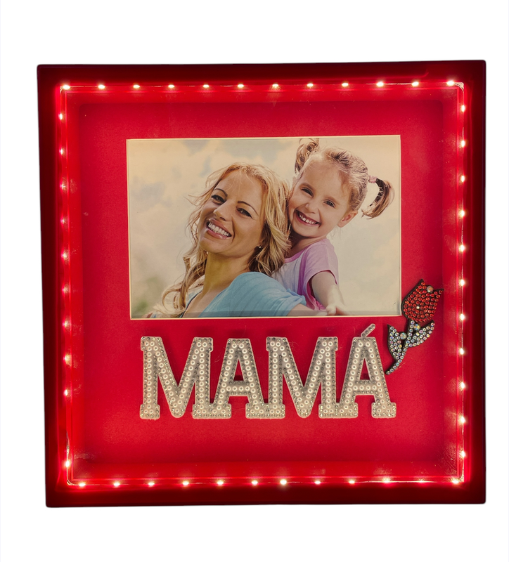 Retratera con Luz para Mamà