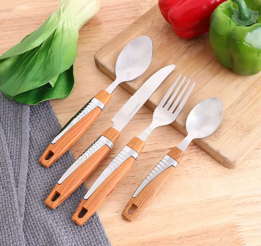 Juego de Cubiertos y Cucharas 24 Piezas