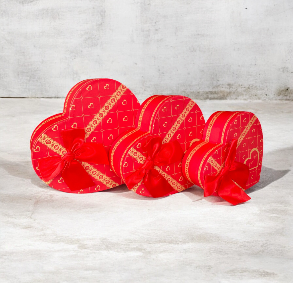 Set de 3 cajas figura corazon