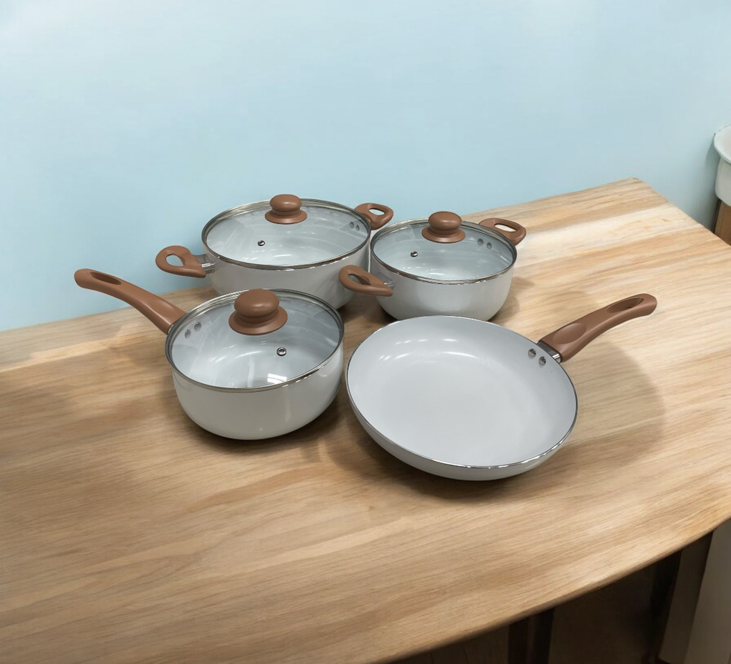 Juego de 4 Ollas con Tapaderas