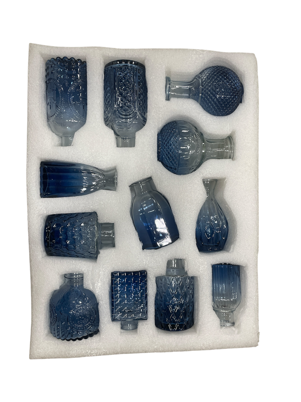 CAJA DE 12 JARRONES DE VIDRIO